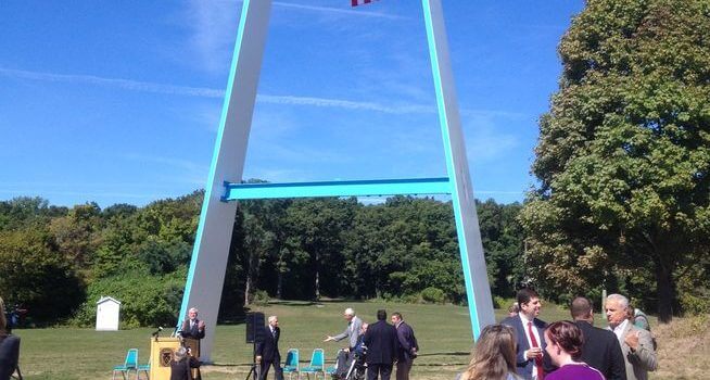 WPRO: Repainted, the symbolic Rocky Point ‘arch’ is unveiled